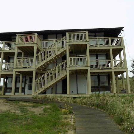 Sand & Beach Within Reach Hotel North Truro Exterior photo